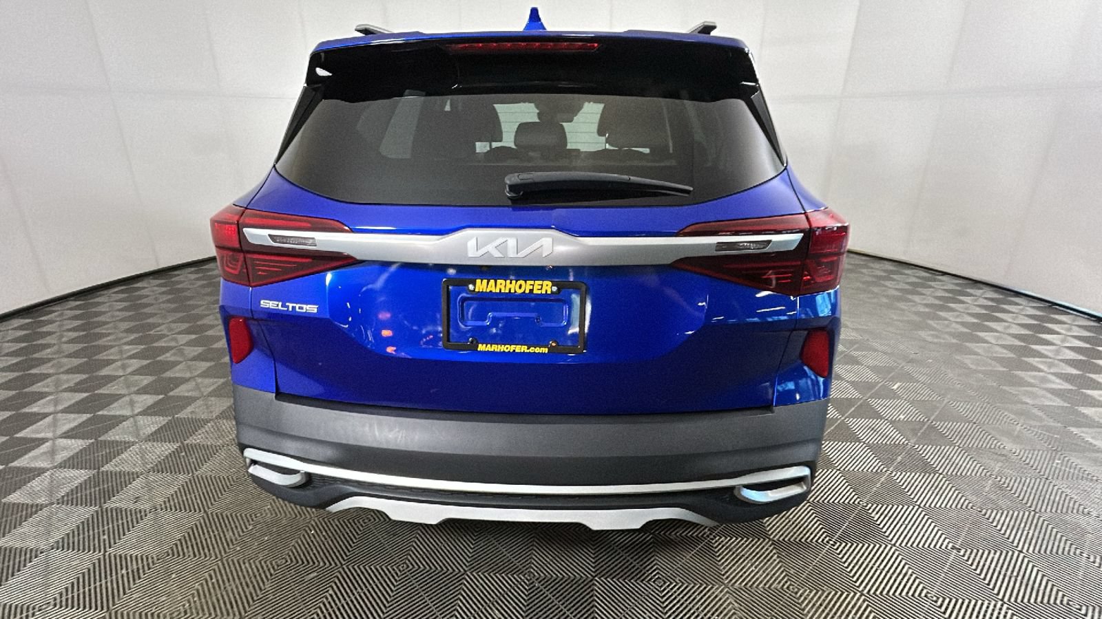Used 2022 Kia Seltos SX w/ Sunroof Package AWD/4WD image 5
