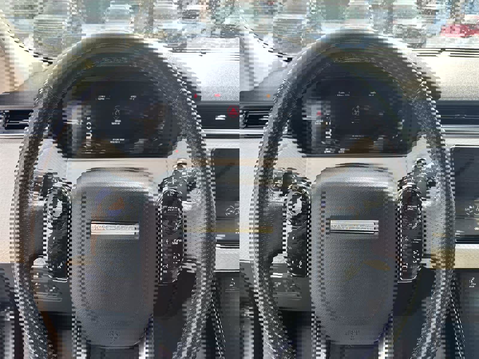 Used 2020 Land Rover Range Rover Velar S image 19