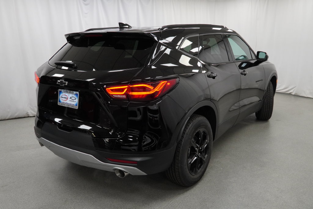 New 2026 Chevrolet Blazer LT w/ Convenience Package AWD/4WD image 3