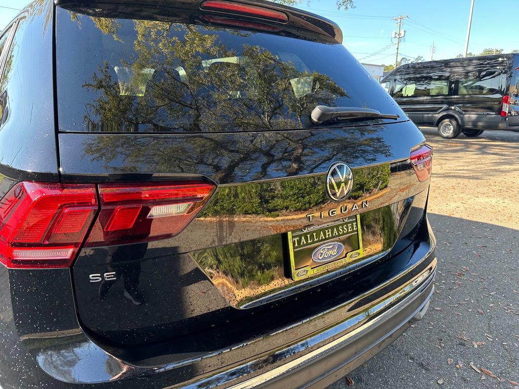 Used 2023 Volkswagen Tiguan SE image 11