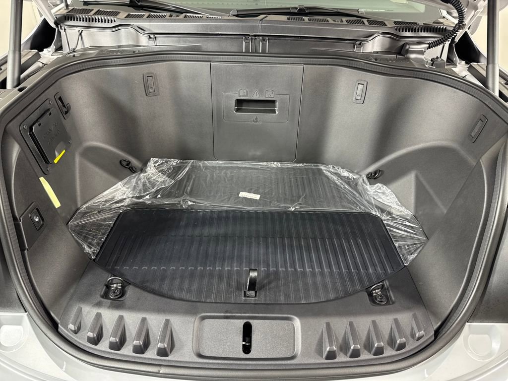 New 2025 Ford F150 Lightning Flash image 29