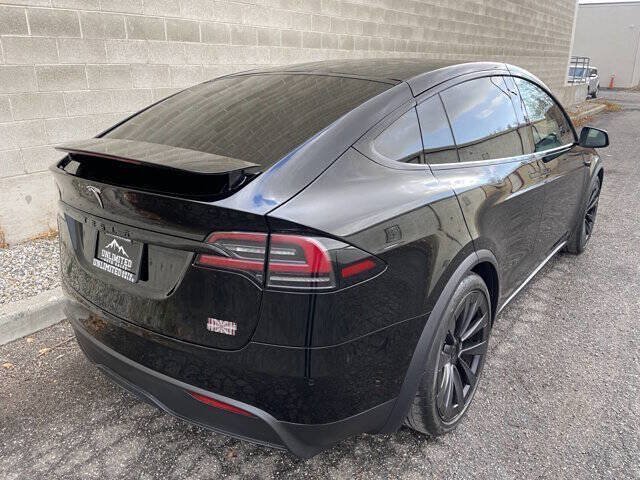 Used 2022 Tesla Model X Plaid AWD/4WD image 3