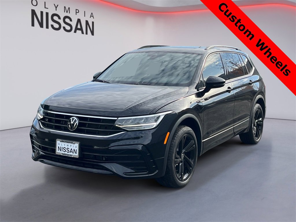 Used 2024 Volkswagen Tiguan SE R-Line