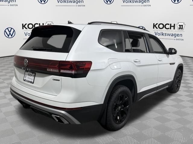 New 2026 Volkswagen Atlas Peak Edition AWD/4WD image 8