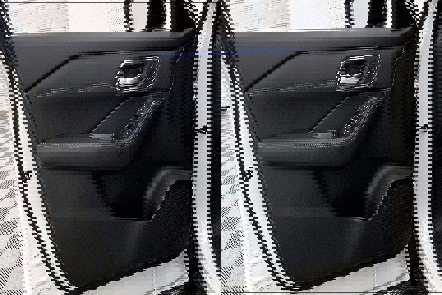 New 2025 Nissan Rogue Platinum w/ Tech Package image 61