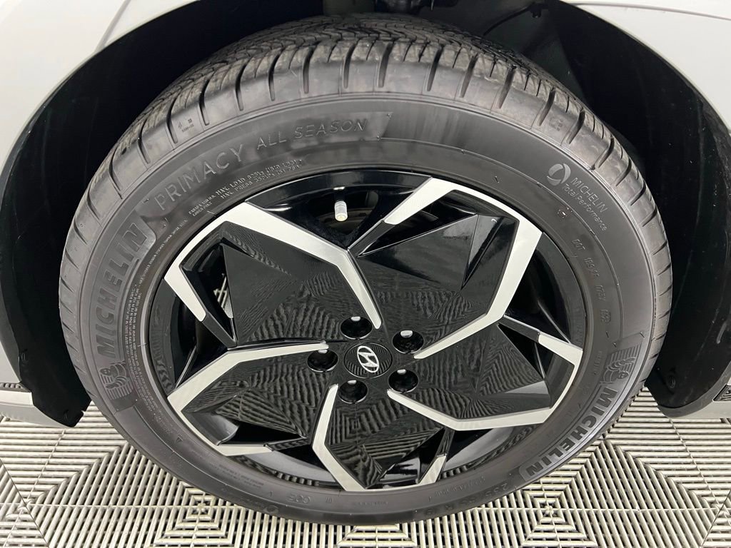 Used 2023 Hyundai Ioniq 5 Limited w/ Cargo Package image 12