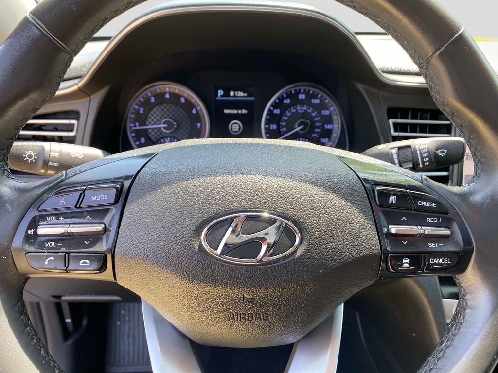 Used 2020 Hyundai Elantra Limited w/ Ultimate Package 03 FWD image 16
