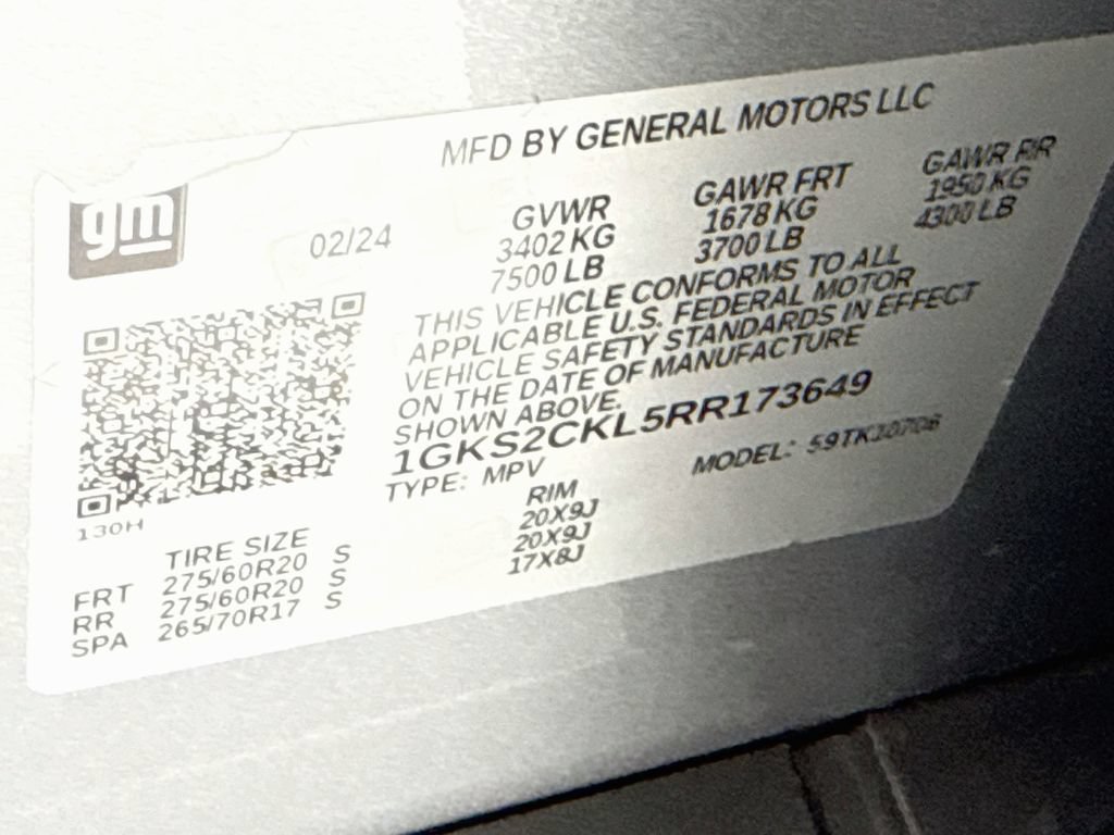 Used 2024 GMC Yukon AT4 w/ Technology Package AWD/4WD image 35