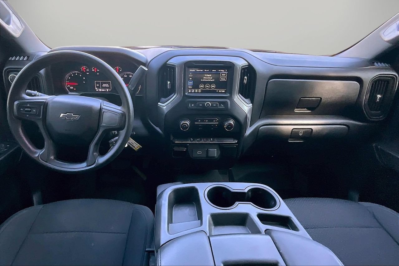 Used 2019 Chevrolet Silverado 1500 Custom Trail Boss w/ Custom Convenience Package AWD/4WD image 13