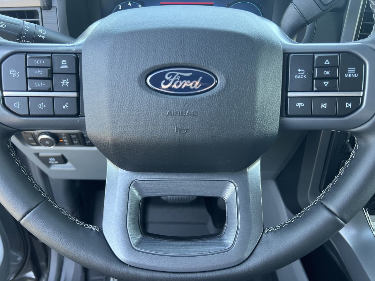 New 2026 Ford F150 XLT w/ Equipment Group 302A MID AWD/4WD image 11