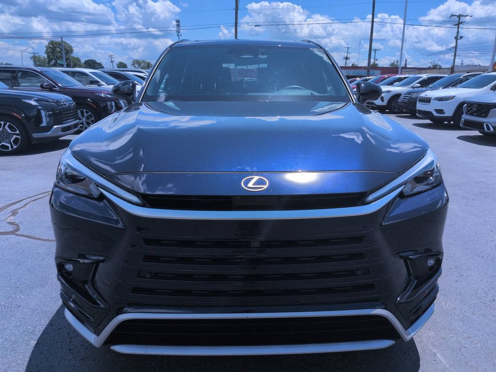 Used 2024 Lexus TX 500h AWD w/ Technology Package image 8