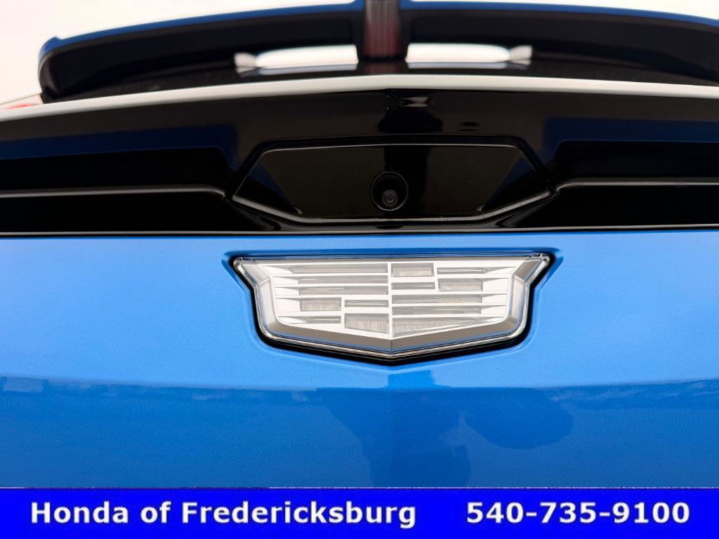 Used 2025 Cadillac Optiq Luxury 1 AWD/4WD image 12