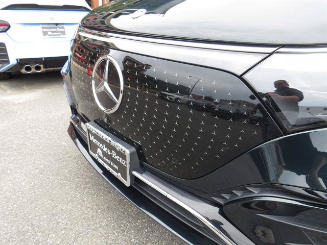 Certified 2023 Mercedes-Benz EQS 580 4MATIC SUV w/ Exclusive Trim Package image 27