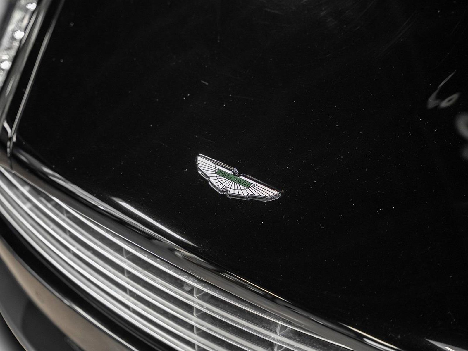 Used 2015 Aston Martin DB9 Volante image 10