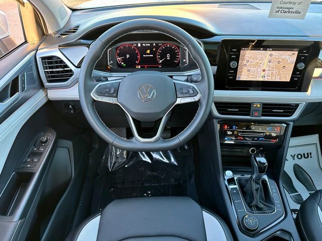 New 2026 Volkswagen Taos SEL AWD/4WD image 16