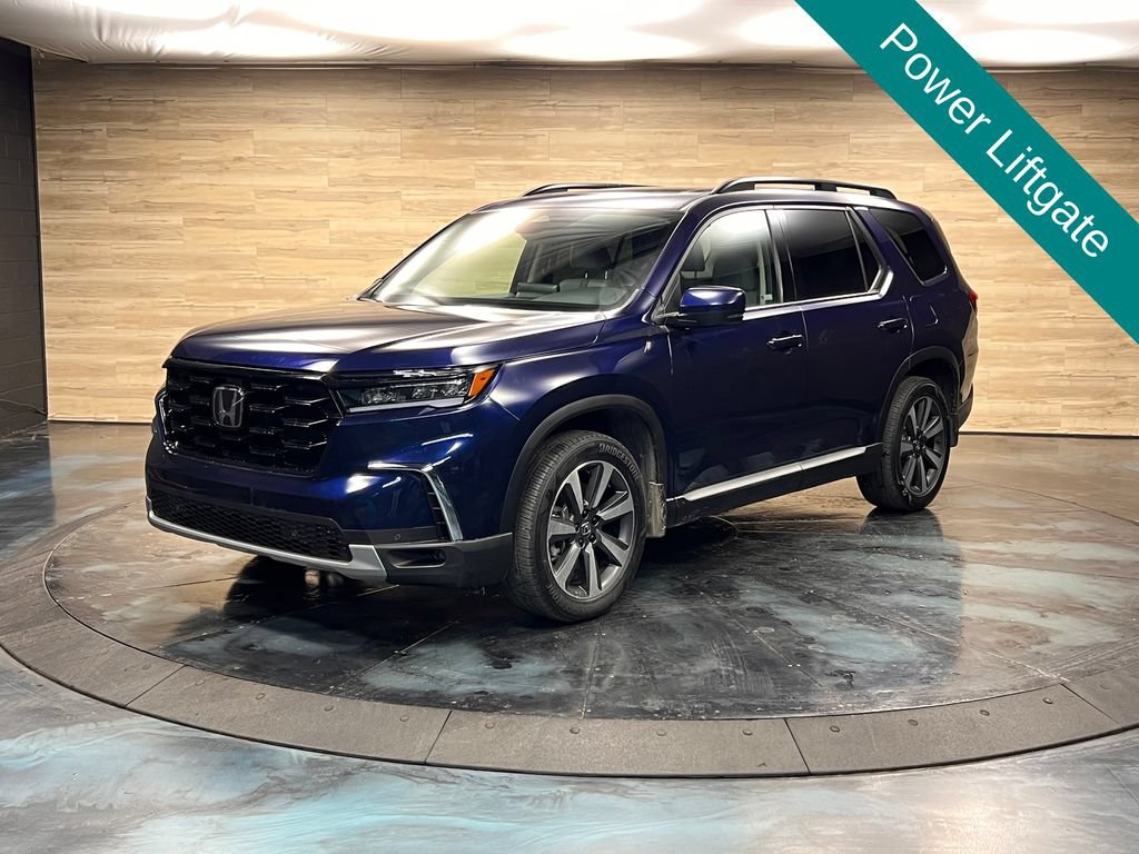 Used 2023 Honda Pilot Touring image 7