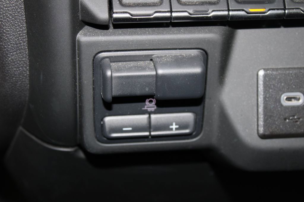 Used 2024 Chevrolet Silverado 1500 Custom image 42