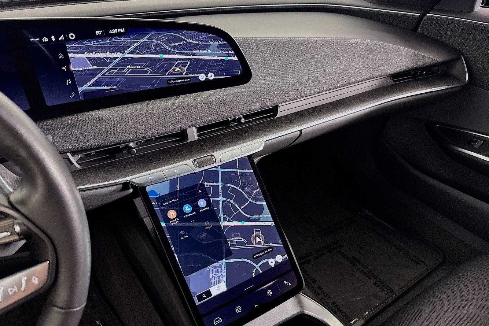 Used 2024 Lucid Air Touring image 19