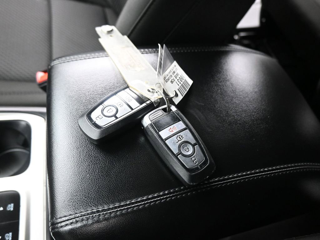 Certified 2023 Ford Explorer XLT image 18