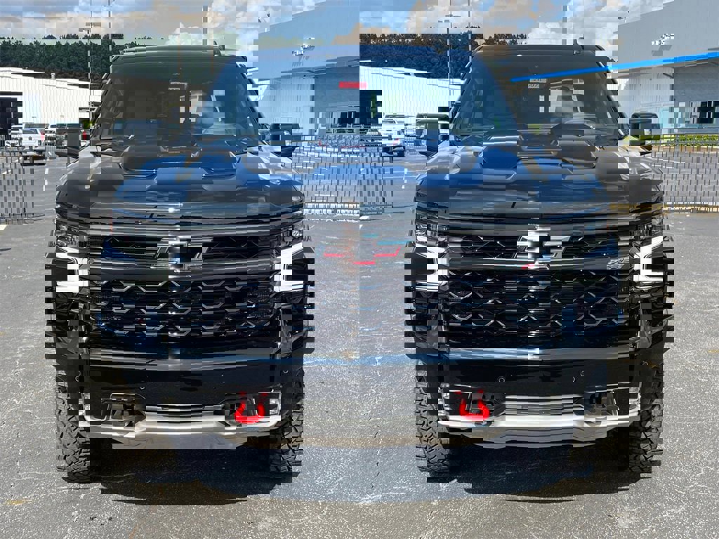 New 2026 Chevrolet Silverado 1500 ZR2 image 3