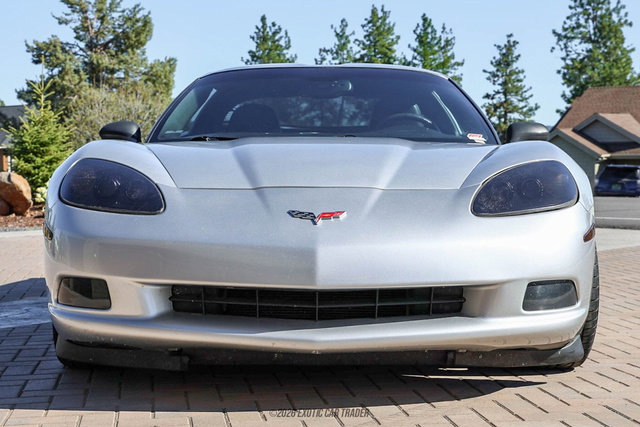 Used 2010 Chevrolet Corvette Coupe w/ 1LT RWD image 13