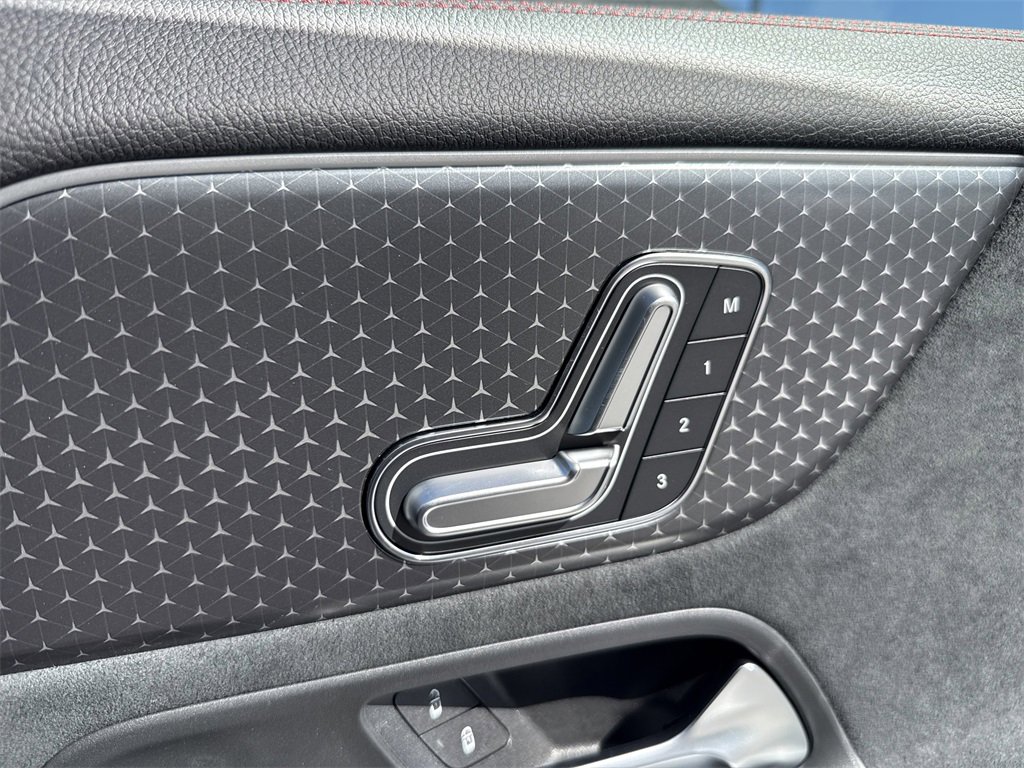 New 2025 Mercedes-Benz GLA 250 image 19