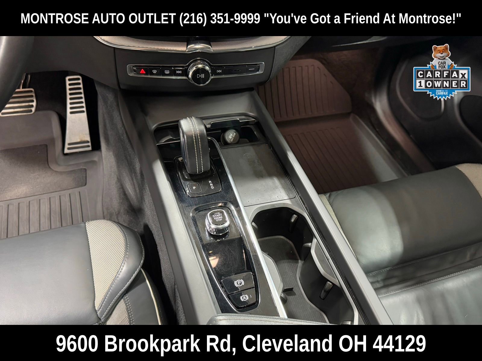 Used 2022 Volvo XC60 T8 R-Design w/ Advanced Package image 24