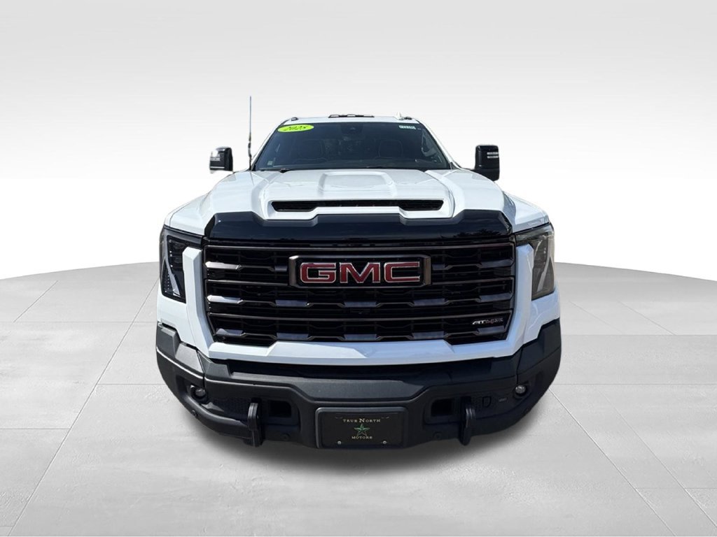 Used 2025 GMC Sierra 2500 AT4X w/ AT4X AEV Edition AWD/4WD image 3