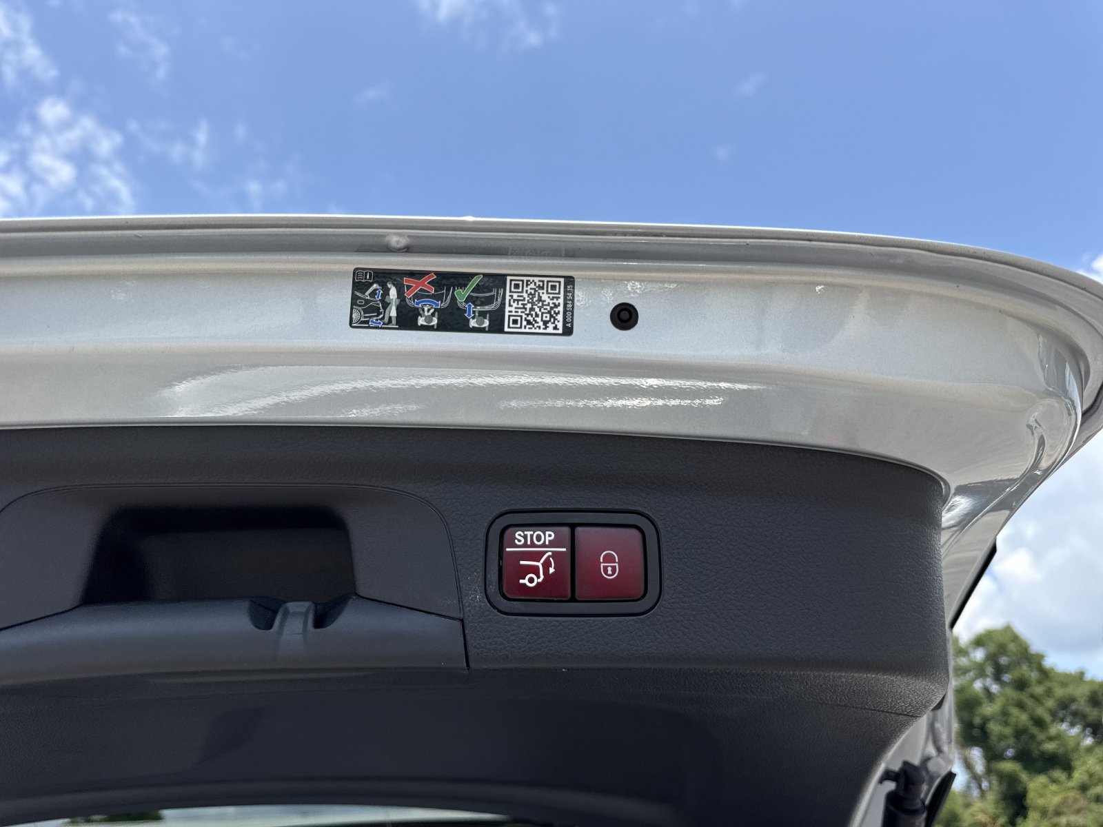 Certified 2025 Mercedes-Benz GLE 350 4MATIC image 34