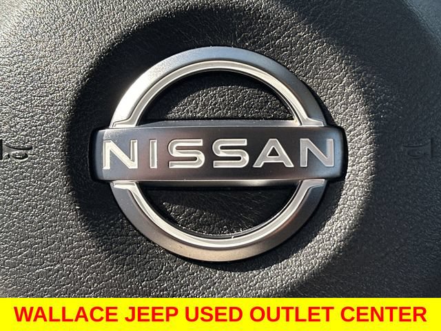 Used 2025 Nissan Versa SR w/ Trunk Package FWD image 29