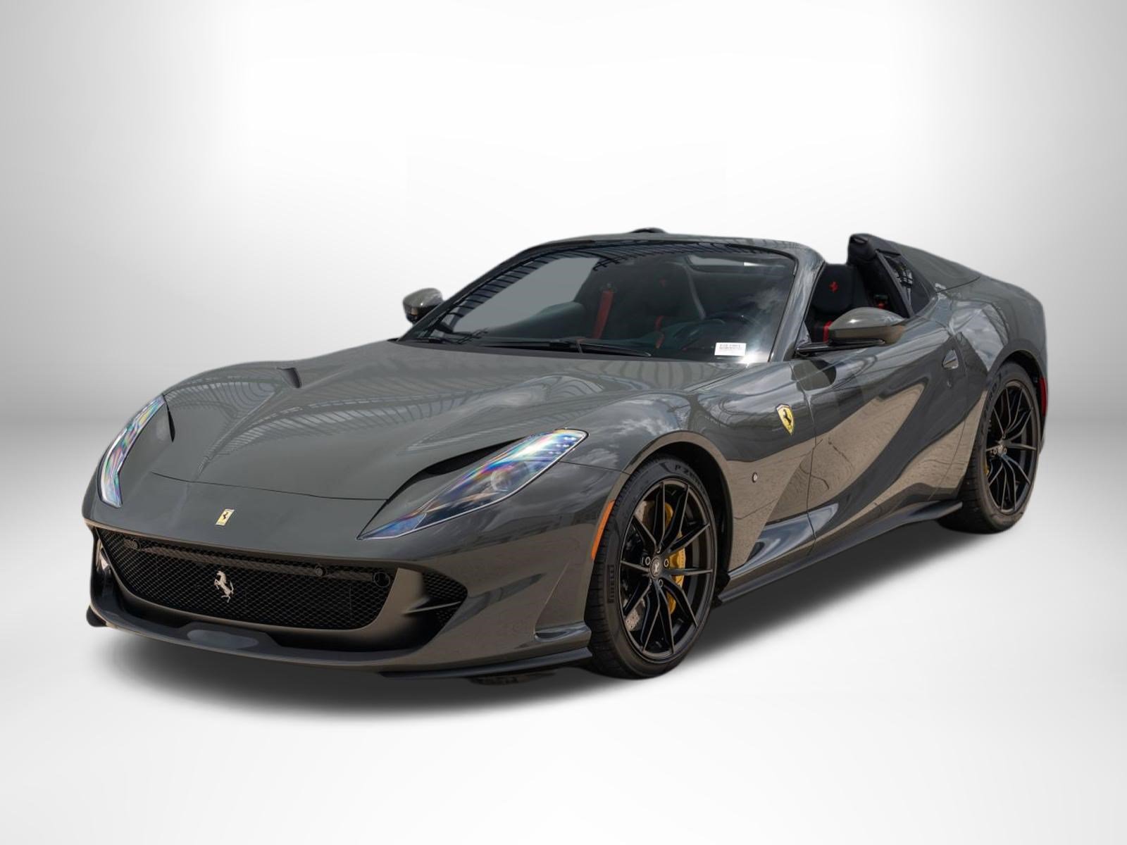 Used 2021 Ferrari 812 GTS RWD image 5