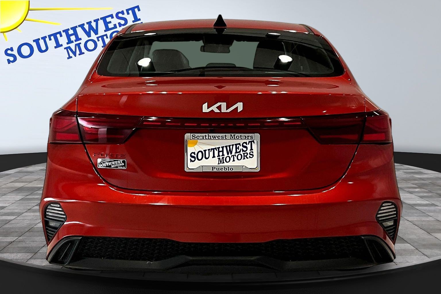 Used 2023 Kia Forte LXS w/ LXS Technology Package FWD image 6