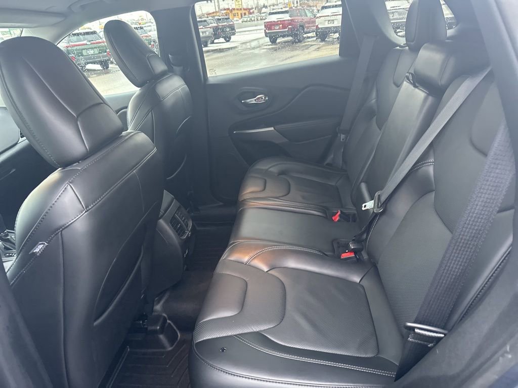 Used 2021 Jeep Cherokee Latitude Lux image 22