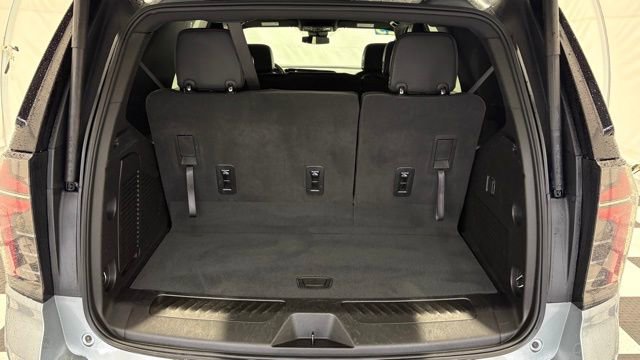 Used 2025 Chevrolet Tahoe LT image 4