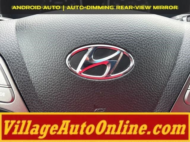 Used 2017 Hyundai Santa Fe Limited AWD/4WD image 19