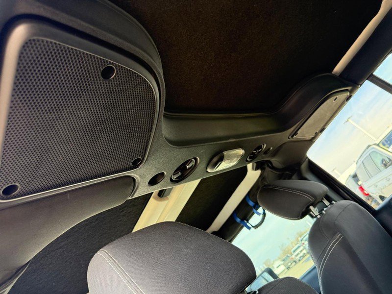 Used 2016 Jeep Wrangler Unlimited Sahara w/ Connectivity Group image 12