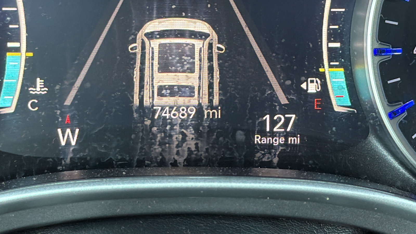 Used 2024 Chrysler Pacifica Touring-L FWD image 30