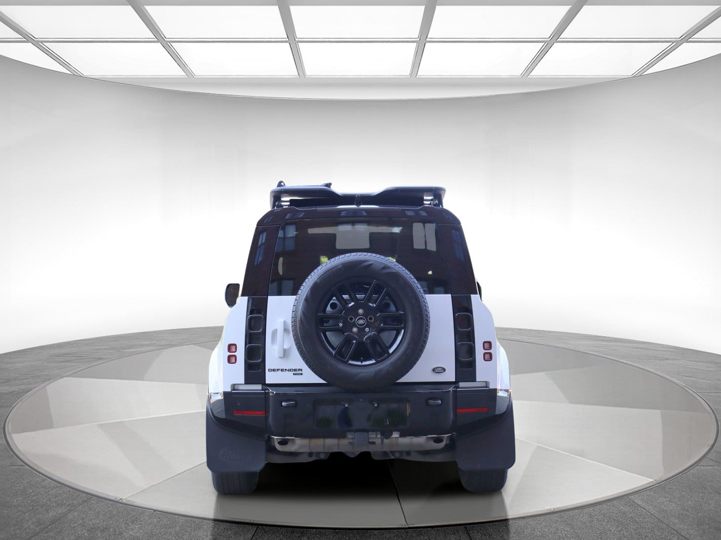 Used 2022 Land Rover Defender 90 X-Dynamic HSE AWD/4WD image 7