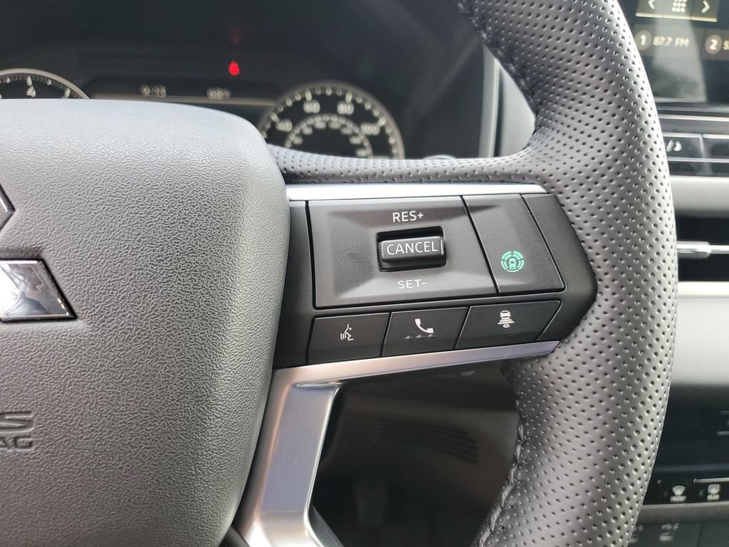 New 2026 Mitsubishi Outlander AWD image 22