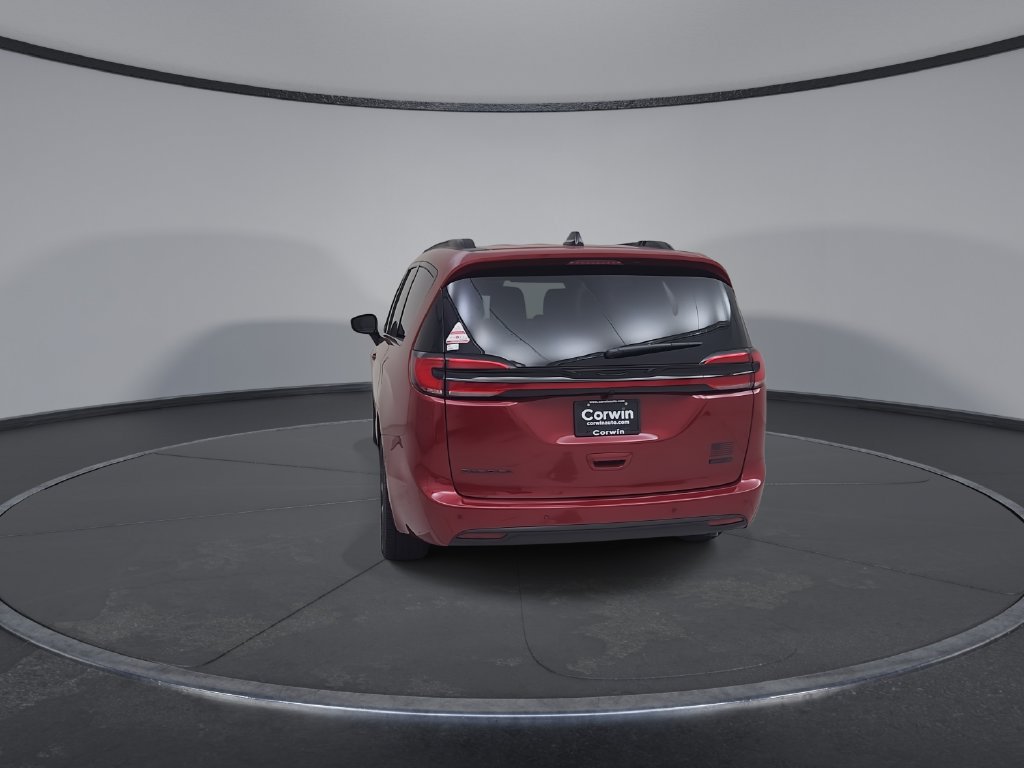 New 2027 Chrysler Pacifica Select AWD/4WD image 12
