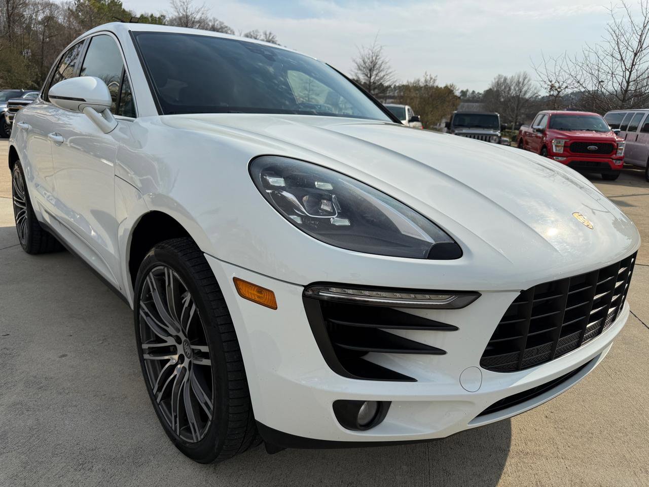 Used 2017 Porsche Macan S image 7