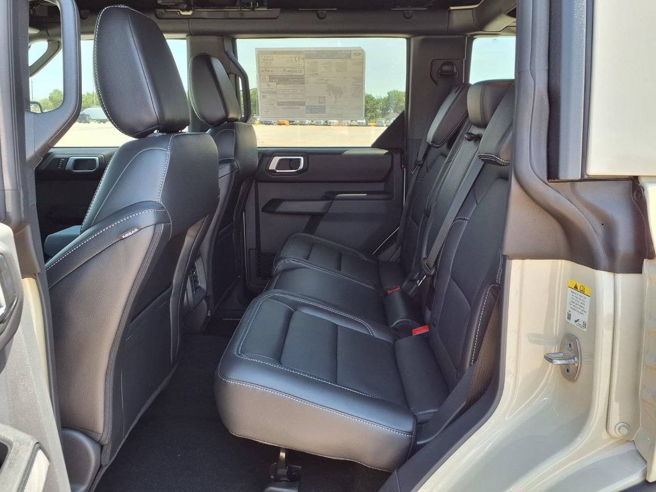 New 2026 Ford Bronco Outer Banks w/ Sasquatch Package AWD/4WD image 19