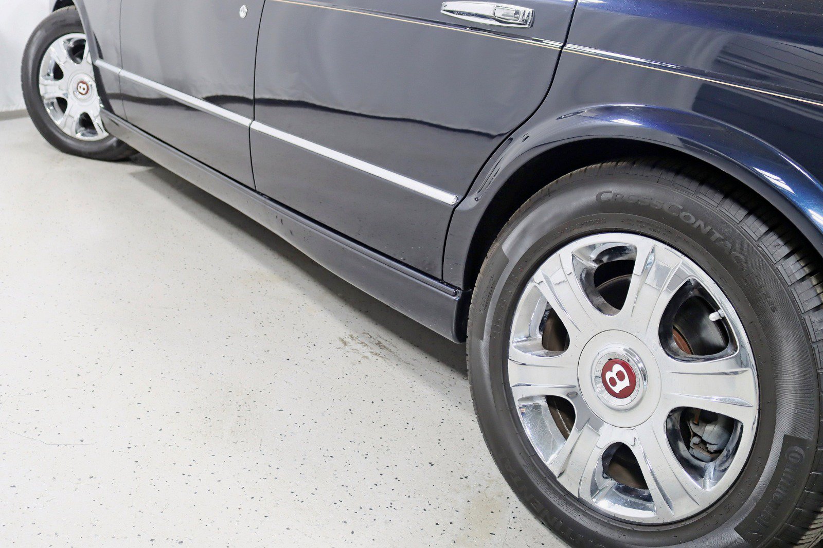 Used 2006 Bentley Arnage R RWD image 13