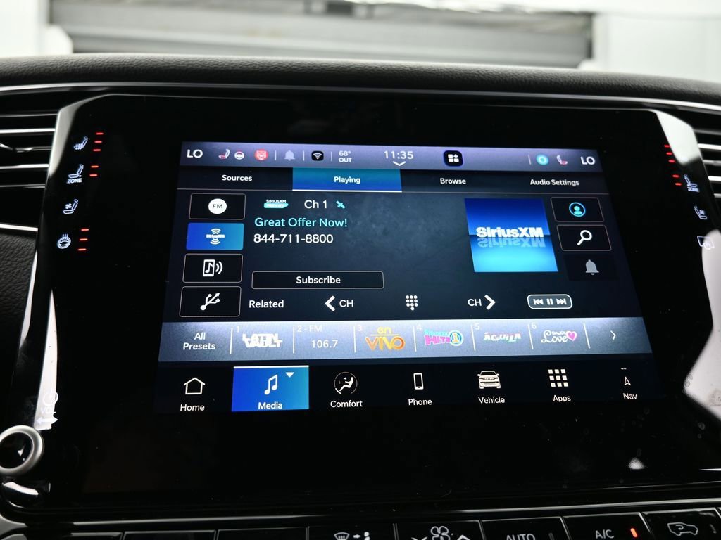 Used 2024 Jeep Wagoneer 2WD image 26