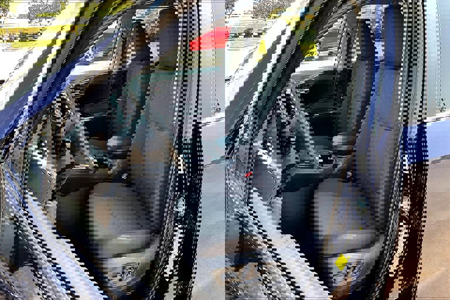 Used 2024 Toyota RAV4 XLE image 7