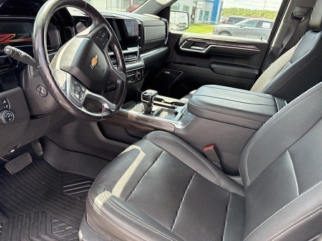 Used 2023 Chevrolet Silverado 1500 LTZ w/ LTZ Convenience Package II image 5