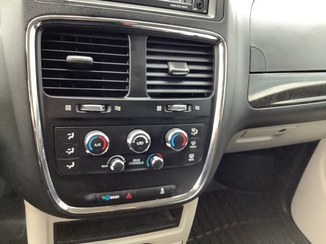 Used 2017 Dodge Grand Caravan SE w/ Power Window Group FWD image 31