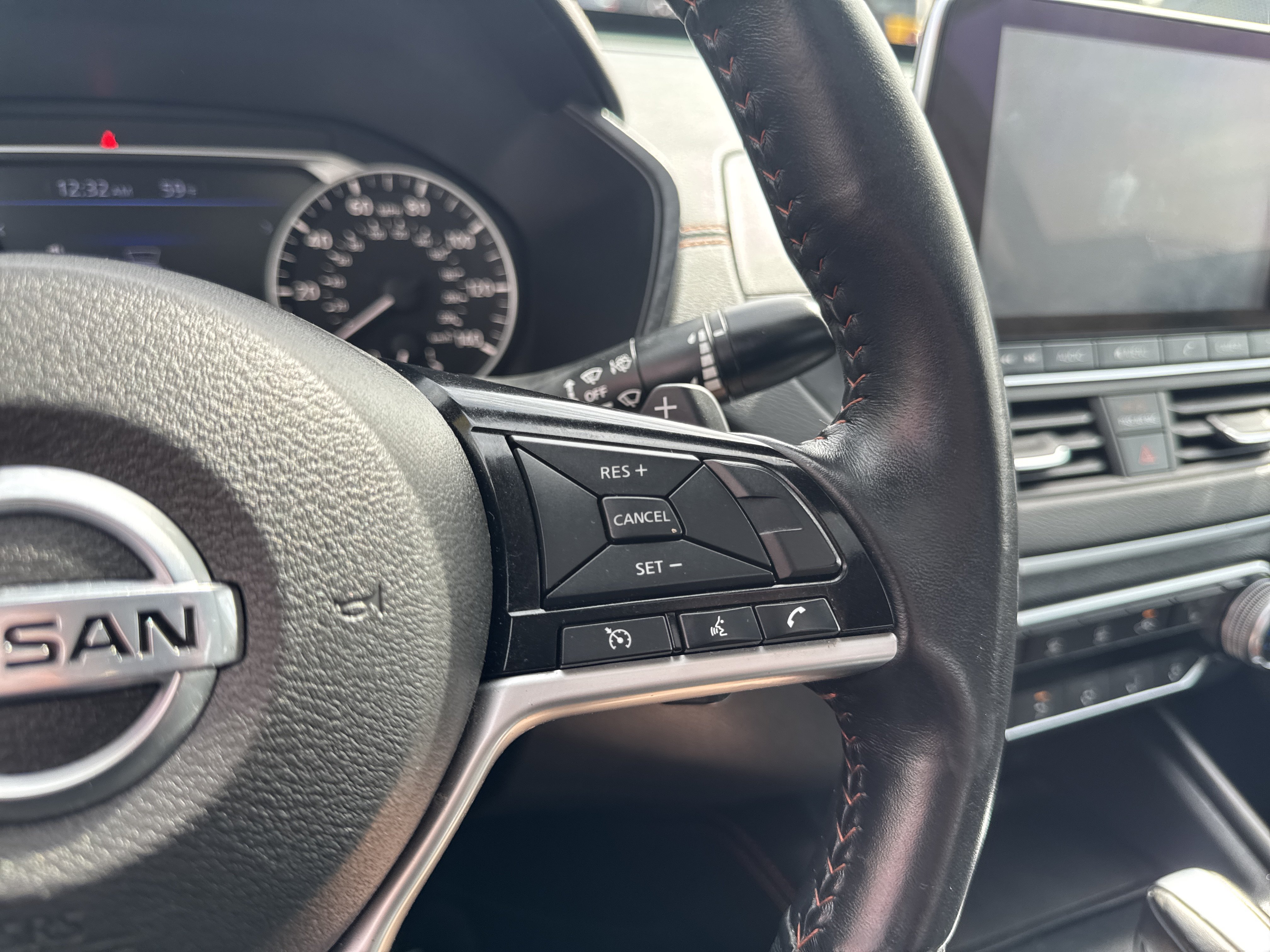 Used 2019 Nissan Altima 2.5 SR w/ SR Premium Package AWD/4WD image 19