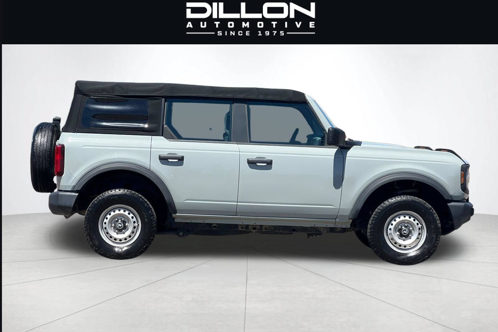 Used 2022 Ford Bronco 4-Door AWD/4WD image 3