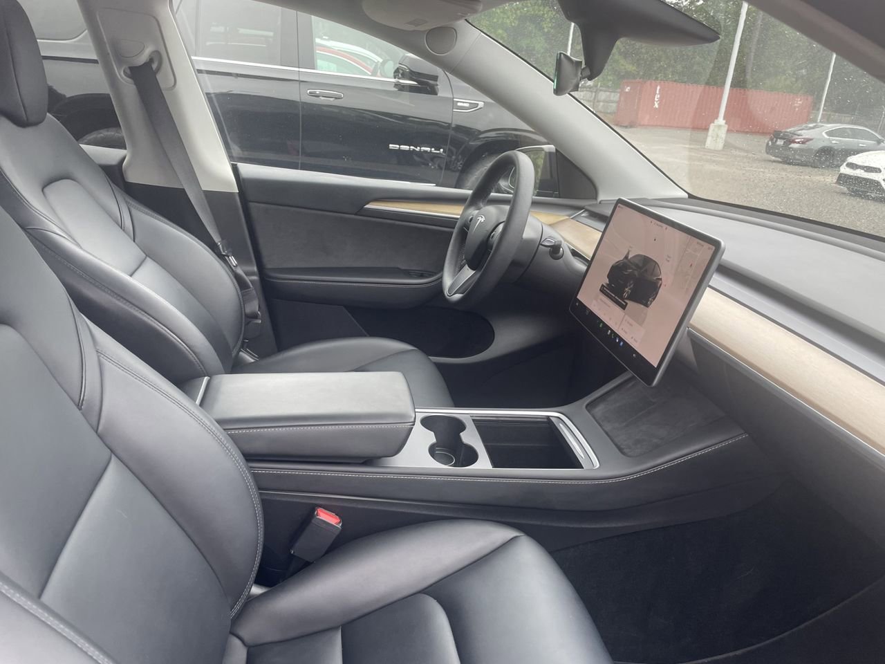 Used 2023 Tesla Model Y Long Range AWD/4WD image 17